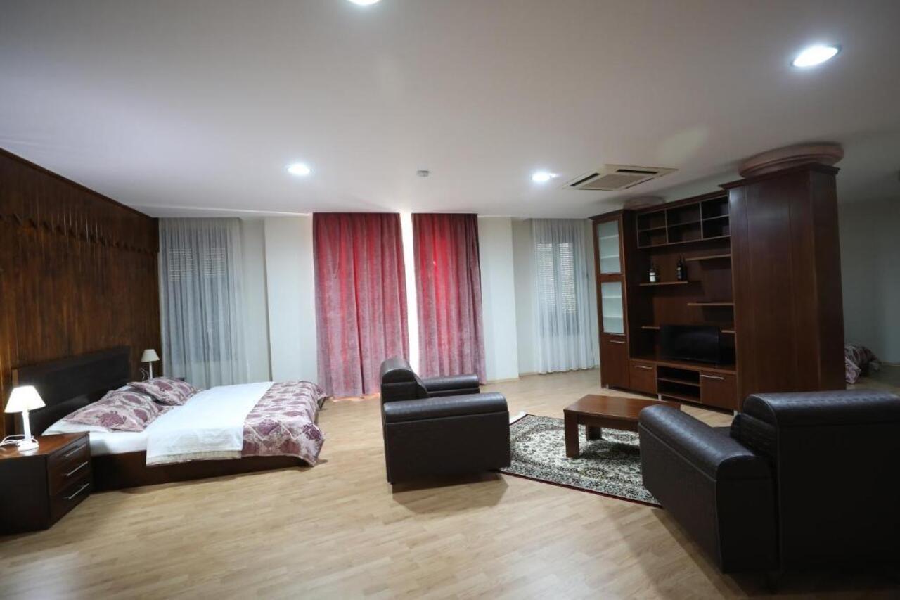 Kriva Resort Елбасан Екстериор снимка
