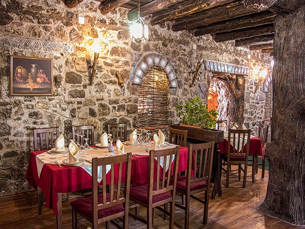 Kriva Resort Елбасан Екстериор снимка