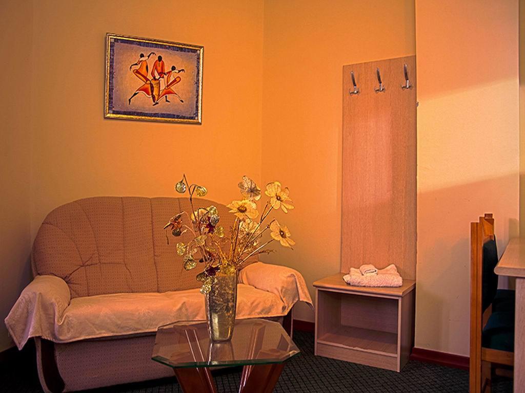 Kriva Resort Елбасан Екстериор снимка