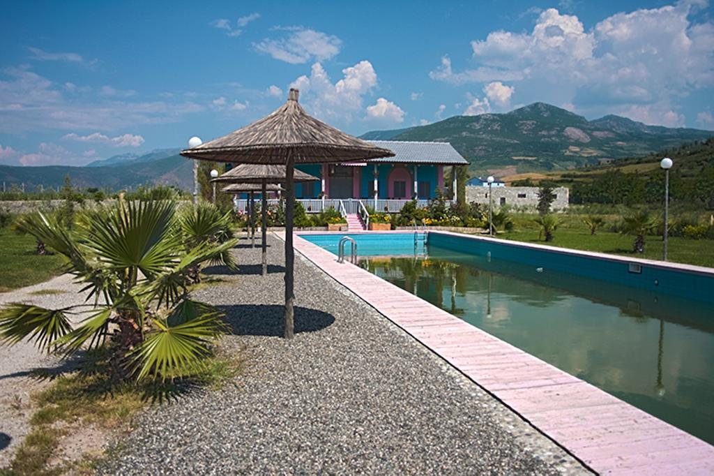 Kriva Resort Елбасан Екстериор снимка