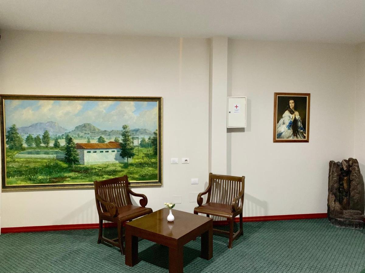 Kriva Resort Елбасан Екстериор снимка